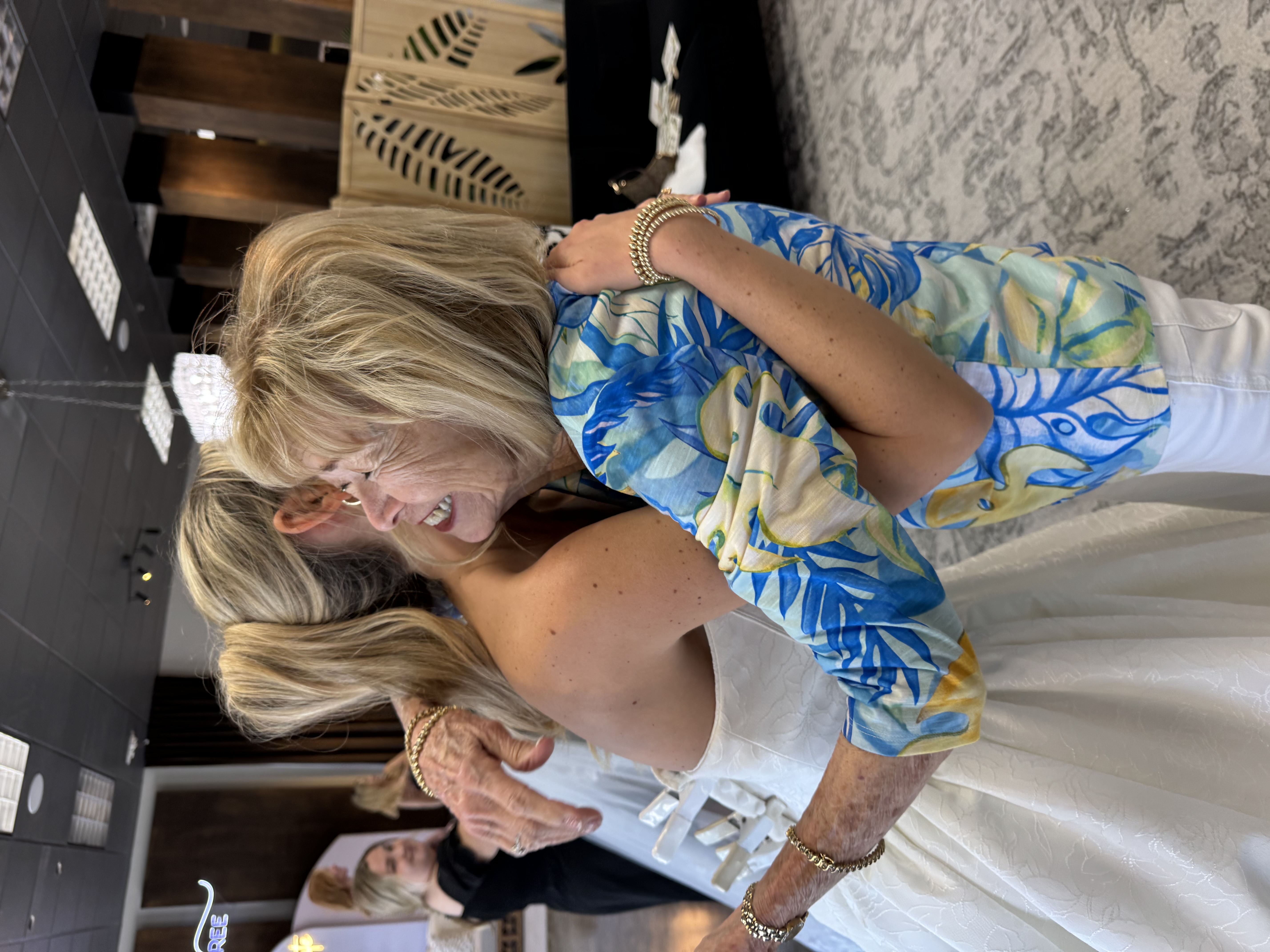 Lauren and Mimi